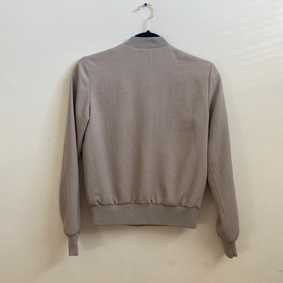 Stylish Wilfred Jacket - Picture 4 of 4